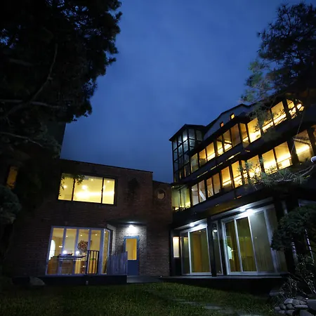 Guest House Pil Une - Hostel